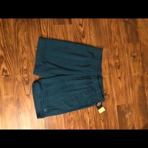 Xersion 10’ inseam shorts with draw strings